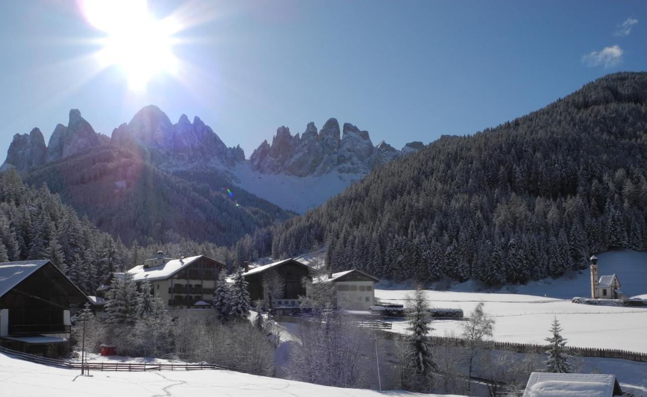 Hotel Ranuimuellerhof Funes  Bagian luar foto