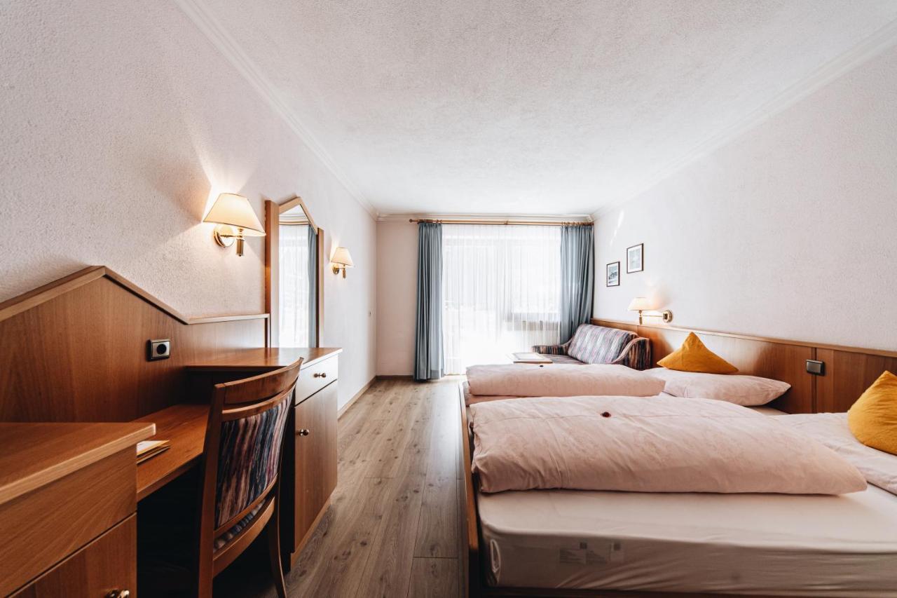 Hotel Ranuimuellerhof Funes  Bagian luar foto